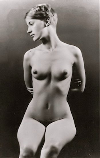 fragilesubmission:  Self portret from Lee Miller Elizabeth “Lee” Miller, Lady Penrosewas an American photographer. Born in Poughkeepsie, New York in 1907, she was a successful fashion model in New York City in the 1920s before going to Paris, where