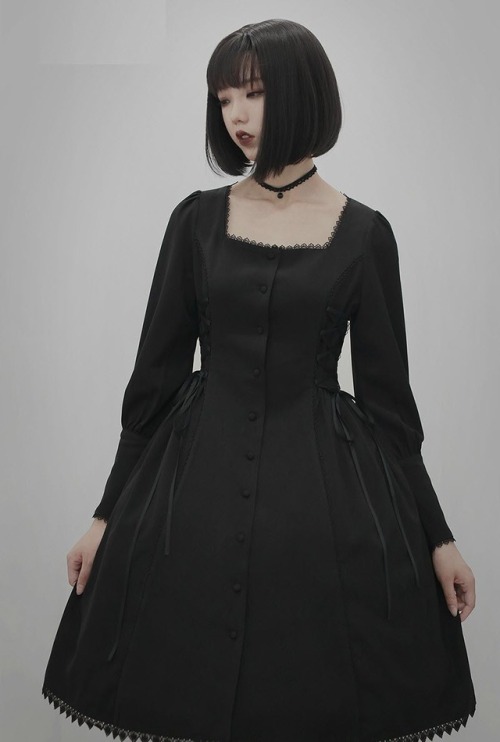 lolita-wardrobe:  Your Gift [-The Raven-] Gothic Lolita Jacket (OP Dress) #Leftovers ◆ There’s 1 Size XL Jacket In Stock >>> https://www.lolitawardrobe.com/your-gift-the-raven-gothic-lolita-jacket-op-dress-and-cape_p2979.html 