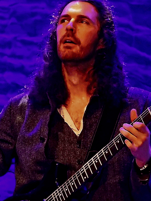 Hozier Performing At Forest Hill In New York.