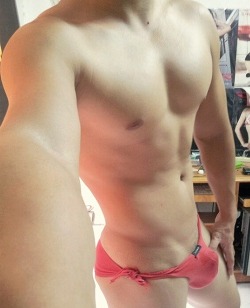 londontop:  longbulge:  bulge, big bulge, men bulge, abs, public bulge, huge bulge, underwear, hot men, briefs, sexy men, bulge pics, mens bulges, bulge tumblr, men with bulges, mens underwear, hot guys underwear  Mmmm tight little package