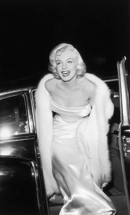 Marilyn Monroe, 1953, wearing a gown by William Travilla