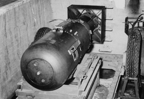 warhistoryonline: “Little Boy” bomb in a bomb pit, ready to be loaded onto B-29 bomber &