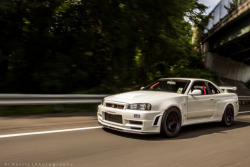exost1:  automotivated:  r34 highway (by Al Norris Photography)
