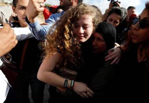 pxlestine:Palestinian teenager Ahed Tamimi and her mother freed after eight months in Israeli prison