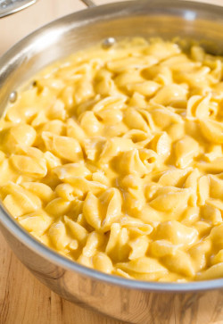 do-not-touch-my-food:    Stovetop Macaroni and Cheese  