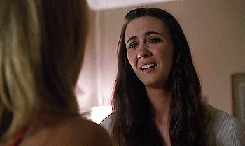 surviveuntildawn:   hayden panettiere + kissing women and the obvious reason why we need more of thi