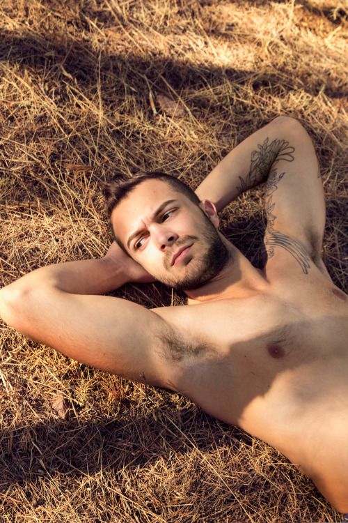 olymphotos:  J. 3 http://olymphotos.tumblr.com 
