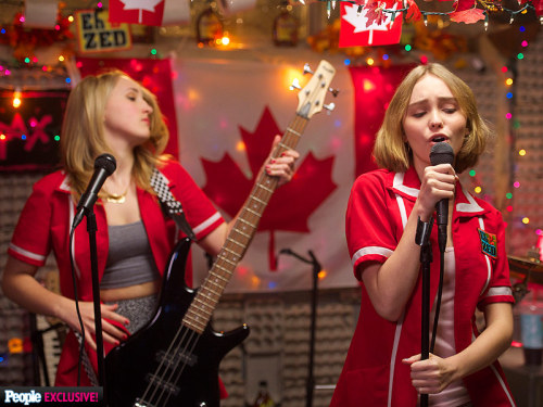 moviescanchangeyourlife:    See Johnny Depp’s Daughter in Her First Leading Role in ‘Yoga Hosers’