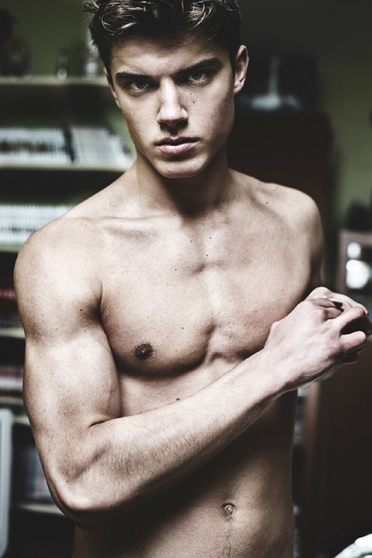 extra0rd1nary-belleza:  Juan Molla Ramirez by Erion Hegel Kross http://extra0rd1nary-belleza.tumblr.com/