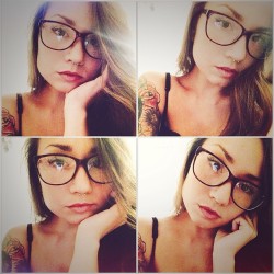 ryantriple6:  elliasuicide:  👓👓👓👓👓