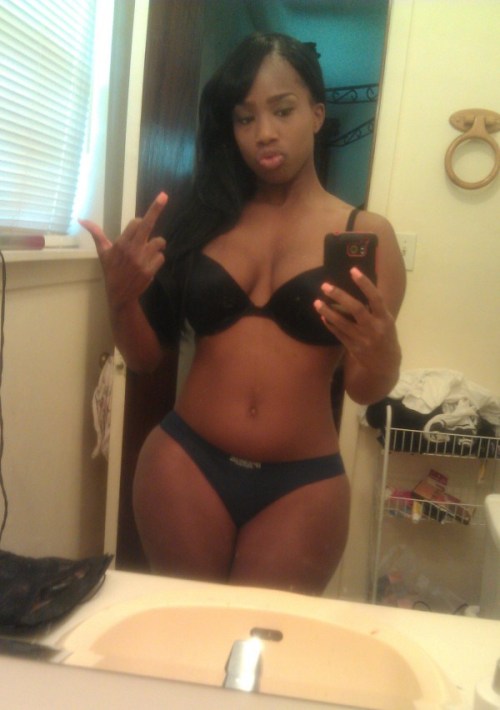 badbroads:  http://badbroads.tumblr.com/ TJ’s Bad Broads: The # 1 Source For The Baddest Women on Tumblr