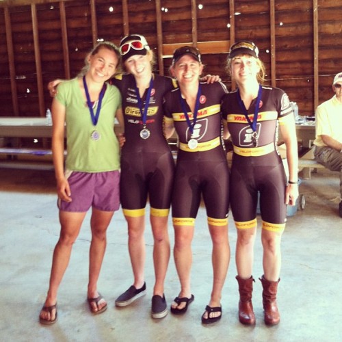 jennlevo: Your 2013 Oregon state senior women time trial champions! Fuck yeah!