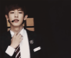 gongyoop-deactivated20170703:but why do you have to strip so seductively..щಠ益ಠщ