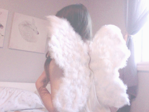 xbedtimerebellionx:  timidflower:   Tell me I’m your angel and I’ll love you forever.   Daddy calls me angel 💖