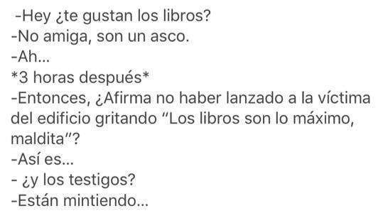 somospandaspordentroyporfuera:  ¡Yo sólo le di un empujonsito! -Una chica invisible. 