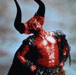 fuckyeah-filmstills:  Tim Curry in Legend (1985) 