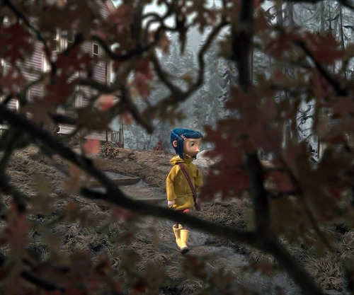 vivienvalentino:Autumn in ‘Coraline’  (2009 | Henry Selick) 