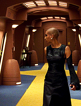 sci-fi-gifs:The Fifth Element (1997) dir. Luc Besson– costume design by Jean Paul Gaultier^Gaultier 