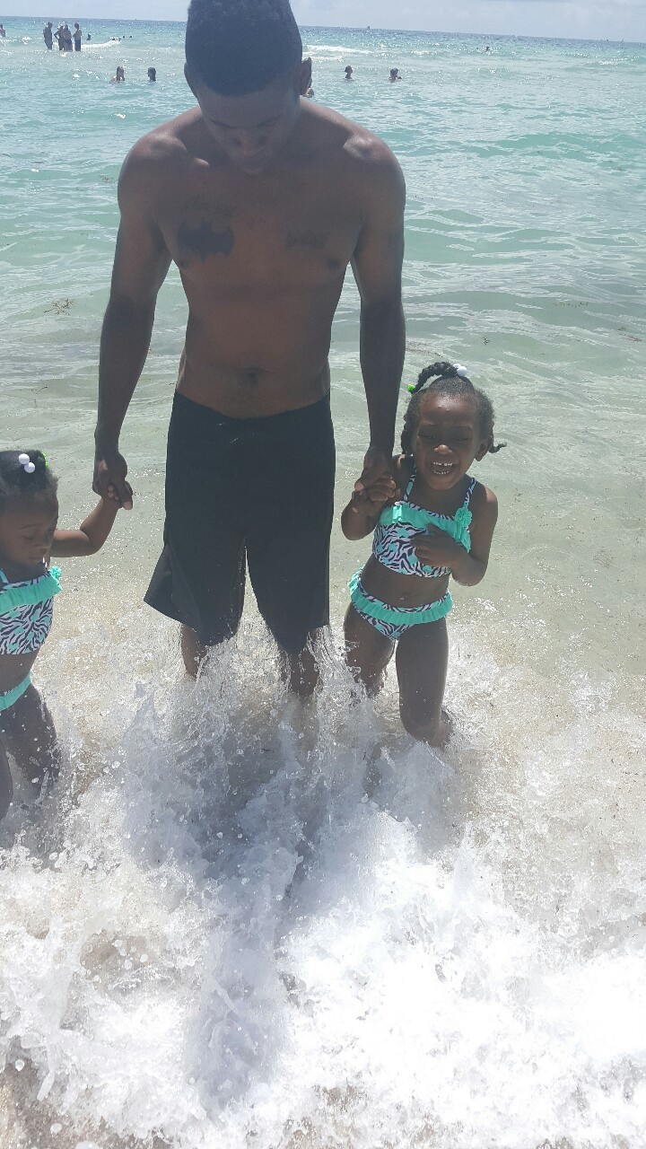 kimreesesdaughter:  jamaicanbulma:  jamaicanbulma:  💕 after the first blackout,