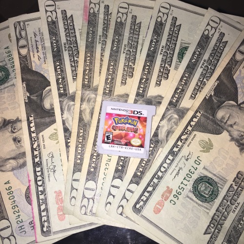 orasgiveaways:This is the money cartridge, reblog for money to come your way for video games.