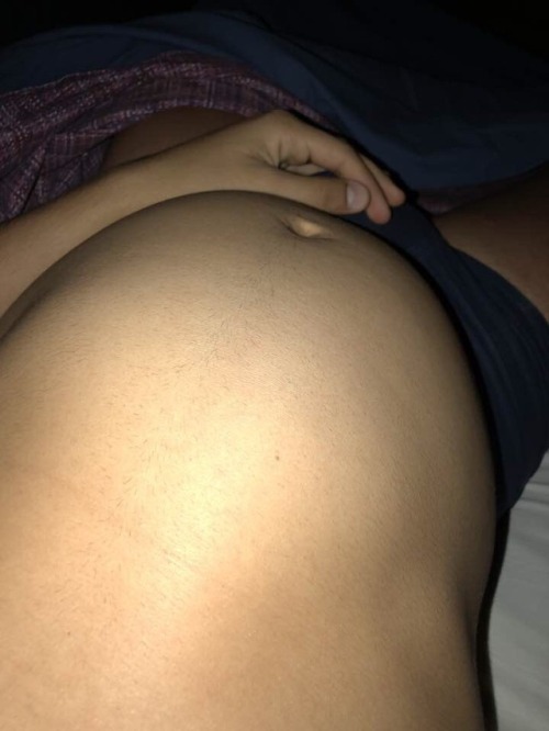 bellyguyslover: ATTENTION!!! IF YOU GIVE THIS POST A LIKE, AND REBLOG. OR IF YOU GIVE ME A FOLLOW, I