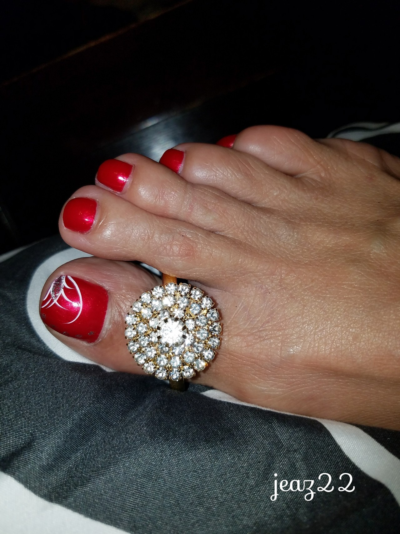 Only sexy feet