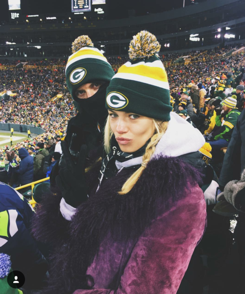 packmanfiftytwo: One more of the Packers good luck charm… SI Swimsuit cover model Hailey Clauson.