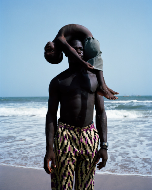 20aliens - VIVIANE SASSEN