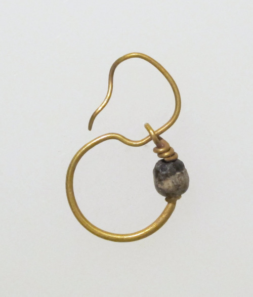 Earring, delta-shaped, Metropolitan Museum of Art: Greek and Roman ArtThe Cesnola Collection, Purcha