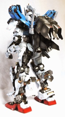 mechaddiction:  GUNDAM GUY: PG 1/60 GP-01