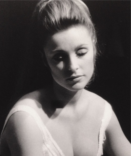 XXX  Sharon Tate, photographed on the set of photo