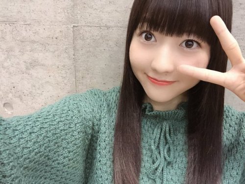 日下部愛菜さんのツイート: 握手会ラスト〜 16:30から127レーン 1S動画と2S写真です！ 当日券と推し増し券も使えます⭐️ 宜しくお願いします 今日は大好きな緑色着てる〜 t.