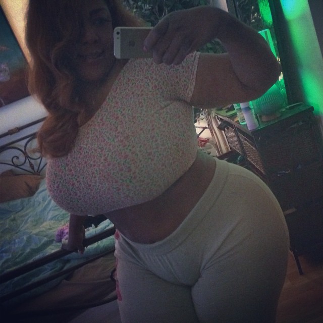 damnherassfat:  if this was my mom, i would have to get str8 A’s in school! i