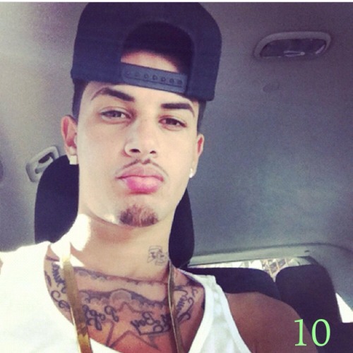 expossingpapis69:  www.expossingpapis69.tumblr.com  Fine ass IG boys😍😍🔥🔥 part 3  1- shamoyy  2- bitonofficial  3- deonee_arnez  4- realquanndel  5- advassell  6- tey.santana  7- aaron_knightnyc  8- tk_datflyguy  9- gentlemenqs  10- amirobe
