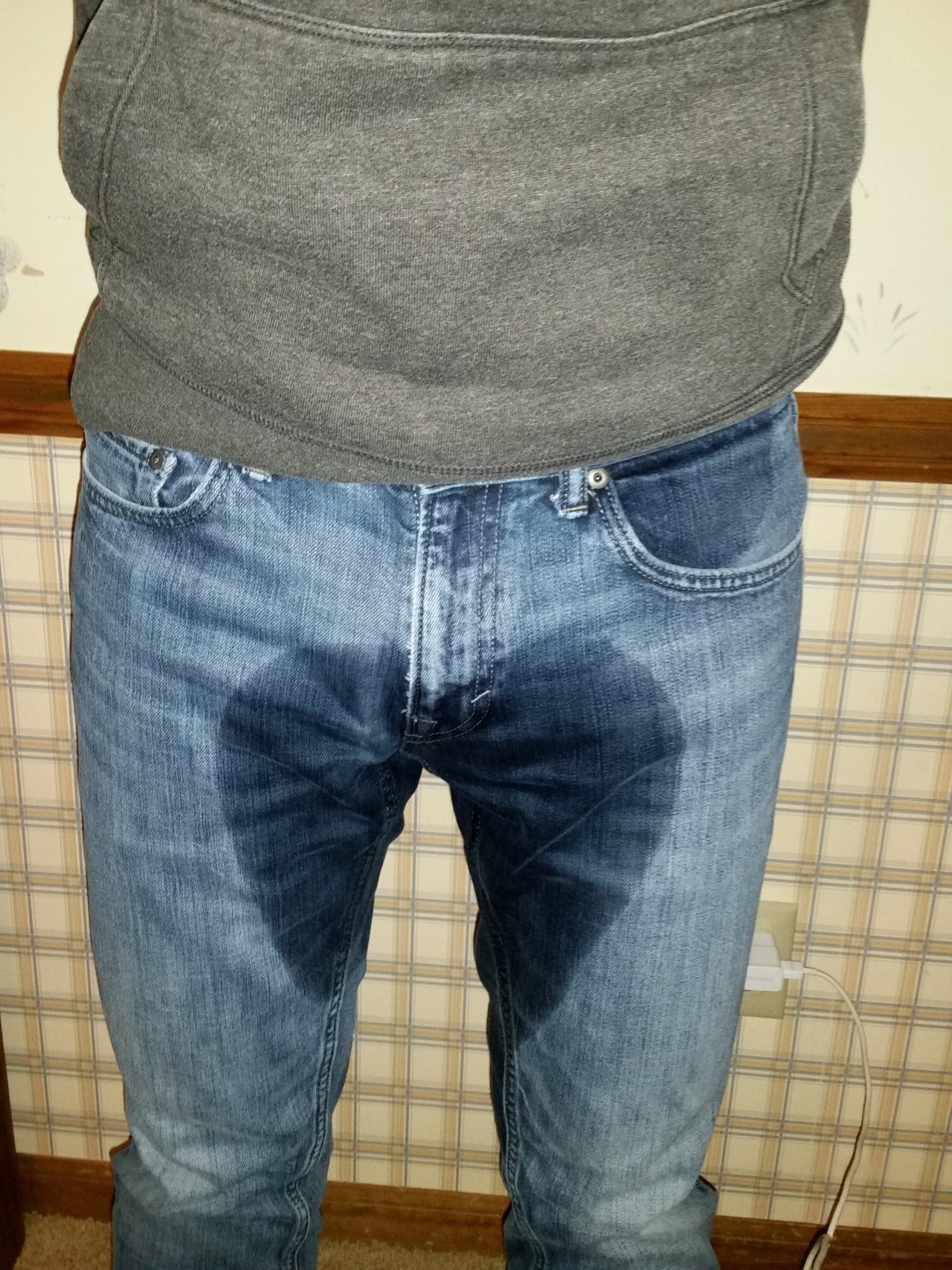 joshdiaperboi: So, I got dressed in my GoodNite like a good boy for the day (top