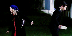 eleanor-shellstrop:When you’re in love, everything seems like a sign.