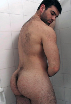 homopower:  D. A. T.   A. S. S.     Dam he is hairy front and back - WOOF