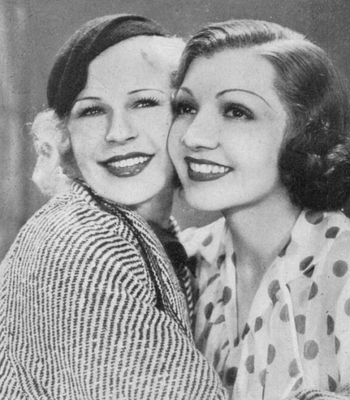 yesterdaysprint: Claudette Colbert and Lyda Roberti in Torch Singer, 1933