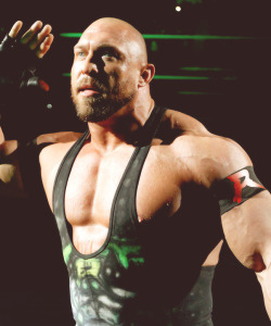 Ah the Ryback nip slip! Mmm