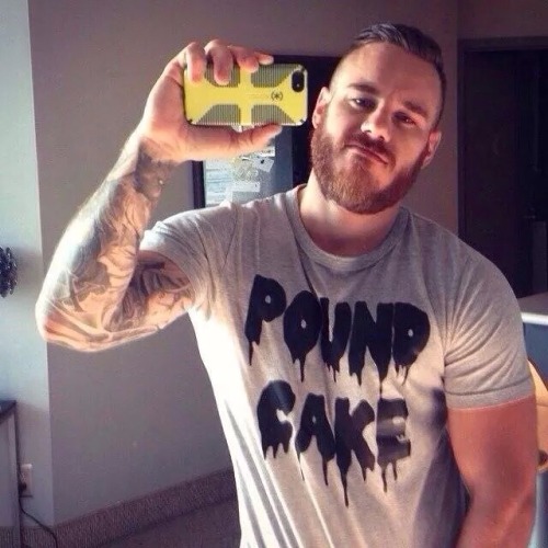 hyper-masculine:    HYPER-MASCULINE ♂► http://hyper-masculine.tumblr.com/ ◄   
