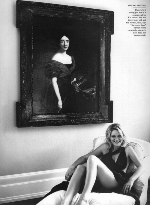 books0977: Kirsten Dunst posing with painting in &quot;Leading Blonde&quot; for Va