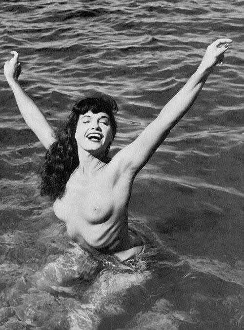 mydumpingspot-girls:  Bettie Page
