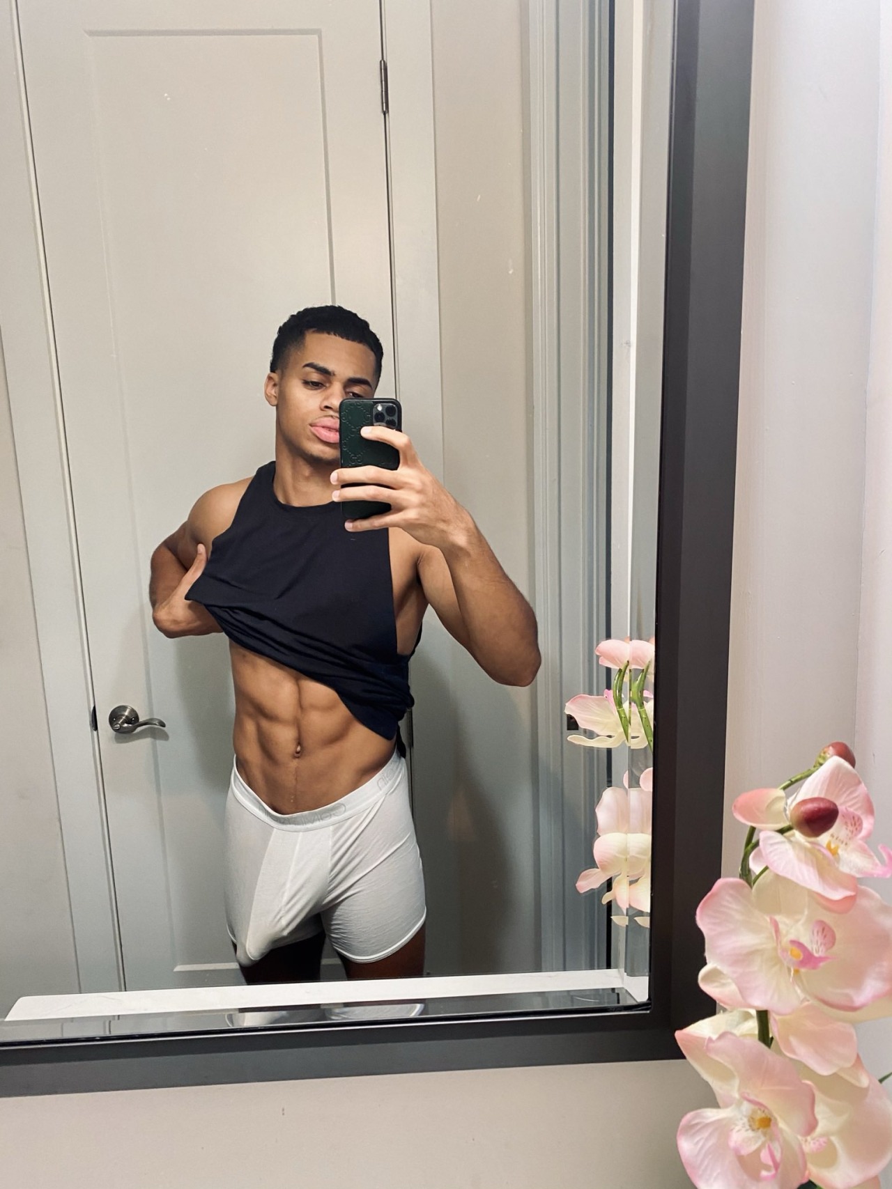 Lightskin ab pics nude - Naked photo