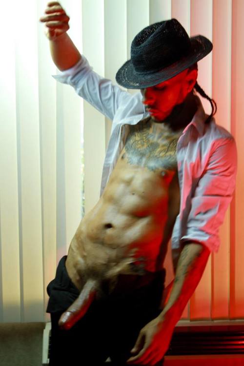 Thanks Juan King Morales for the hot pics!  He’s dances for Club Papi and other hot venues.  Check him out and hit him up at:  Ig:    KINGJAY2790  http://thing1427.tumblr.com/https://www.facebook.com/profile.php?id=100001724515860Beto’s Corner