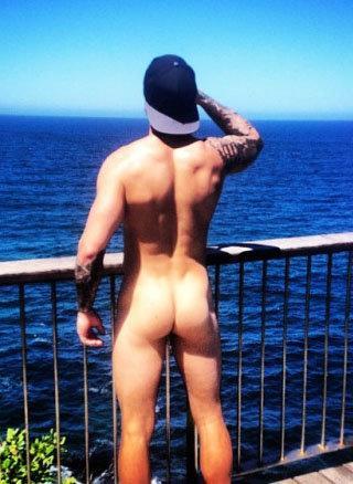 texasfratboy:  nice view! (and the ocean’s not bad either…)  …heehee