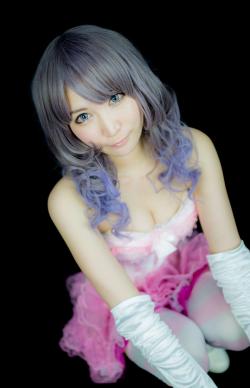 Cosplay Girl Le Chat 1-2