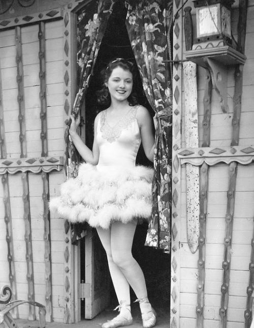 Janet Gaynor Nudes &Amp;Amp; Noises  