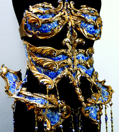 fashion-runways: JOYCE SPAKMAN/CandyMakeupArtist Corsets if you want to support this blog consi