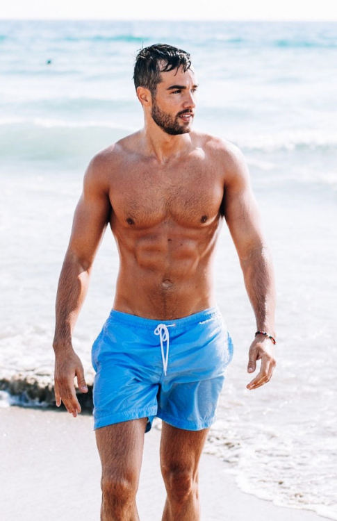 celebrityboyfriend:  Love Island hottie, Paul KnopsFollow me on Twitter, they saw it FIRST