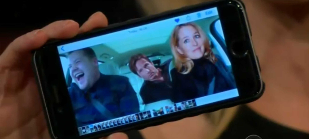 adieangel:  mulder-yes:  mulder-yes:  so am i crazy or am i seeing 12 bed outtakes,